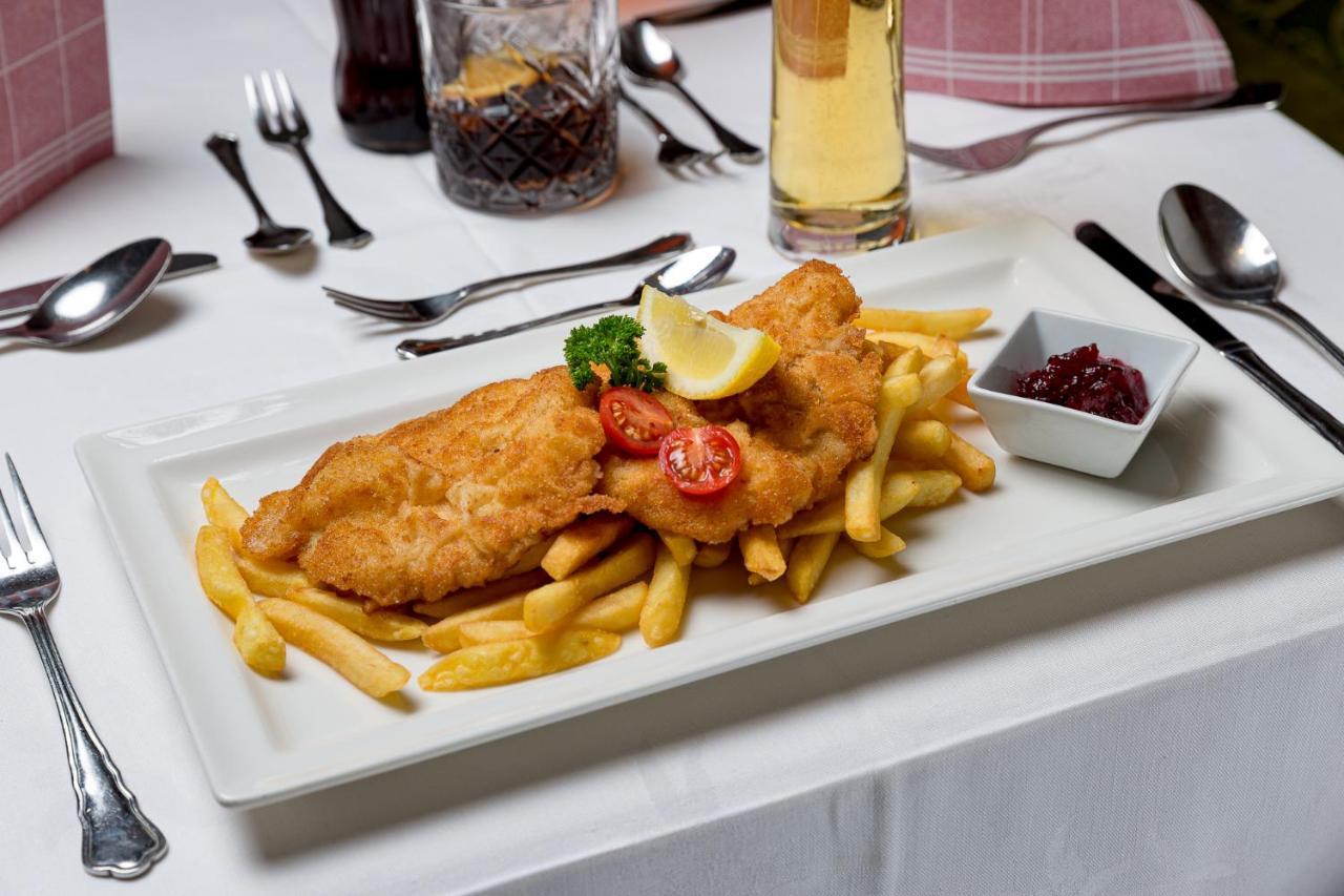 Restaurant Gaestehaus Wiesenheim Uderns Zewnętrze zdjęcie