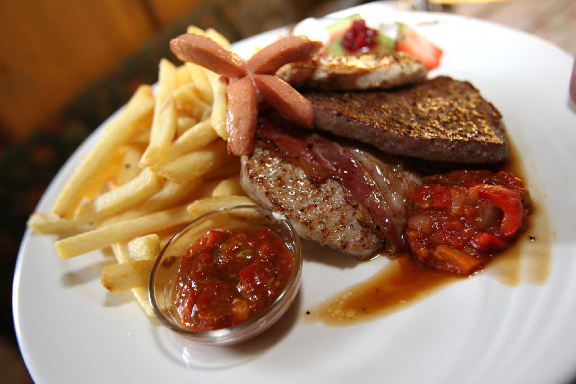Restaurant Gaestehaus Wiesenheim Uderns Zewnętrze zdjęcie