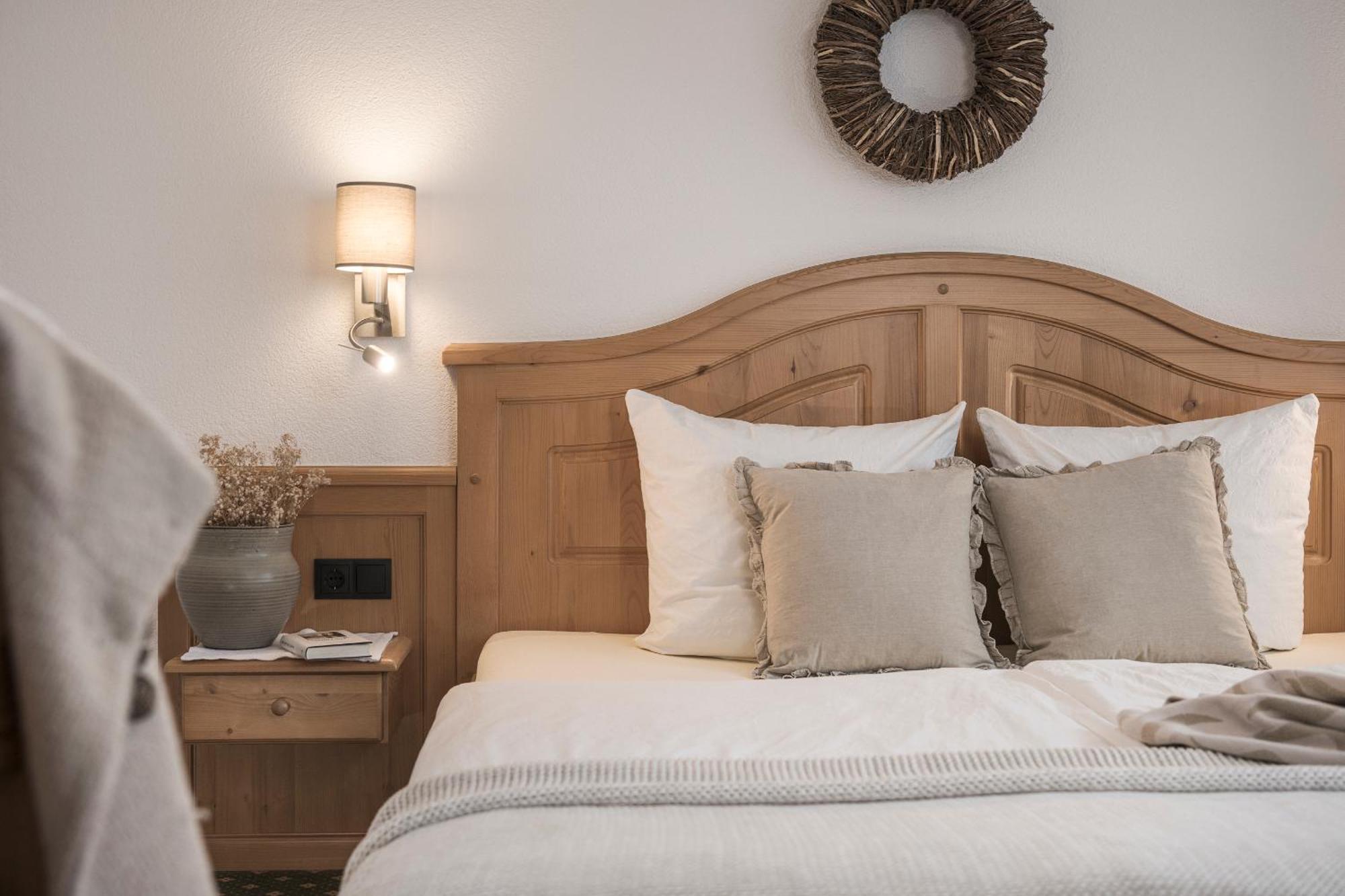 Restaurant Gaestehaus Wiesenheim Uderns Zewnętrze zdjęcie