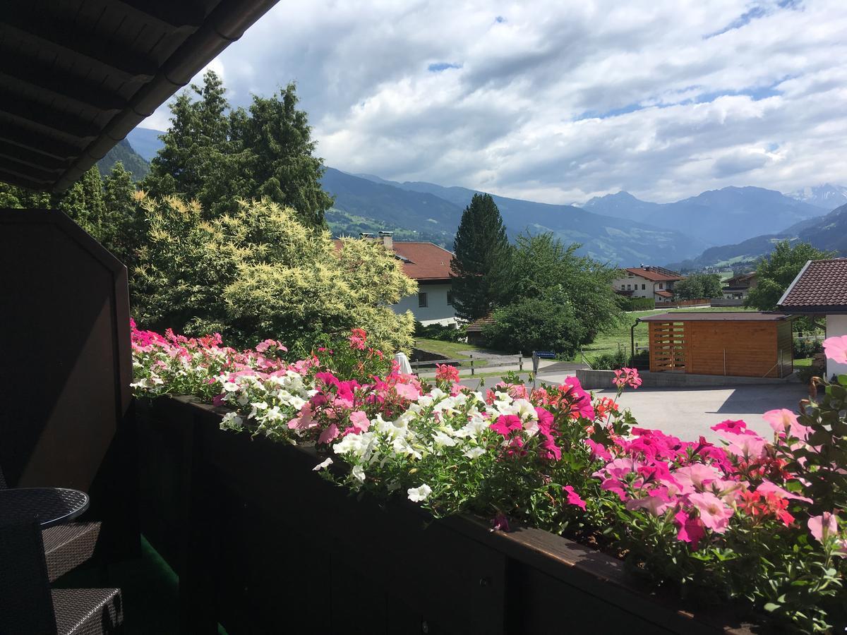 Restaurant Gaestehaus Wiesenheim Uderns Zewnętrze zdjęcie